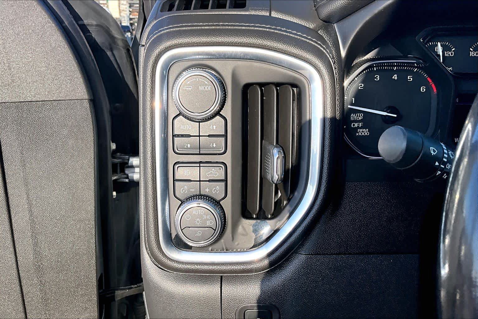 Used 2020 GMC Sierra 1500 SLT AWD/4WD image 36