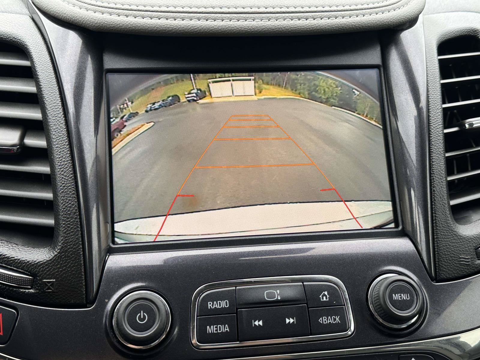 Used 2016 Chevrolet Impala LTZ FWD image 20