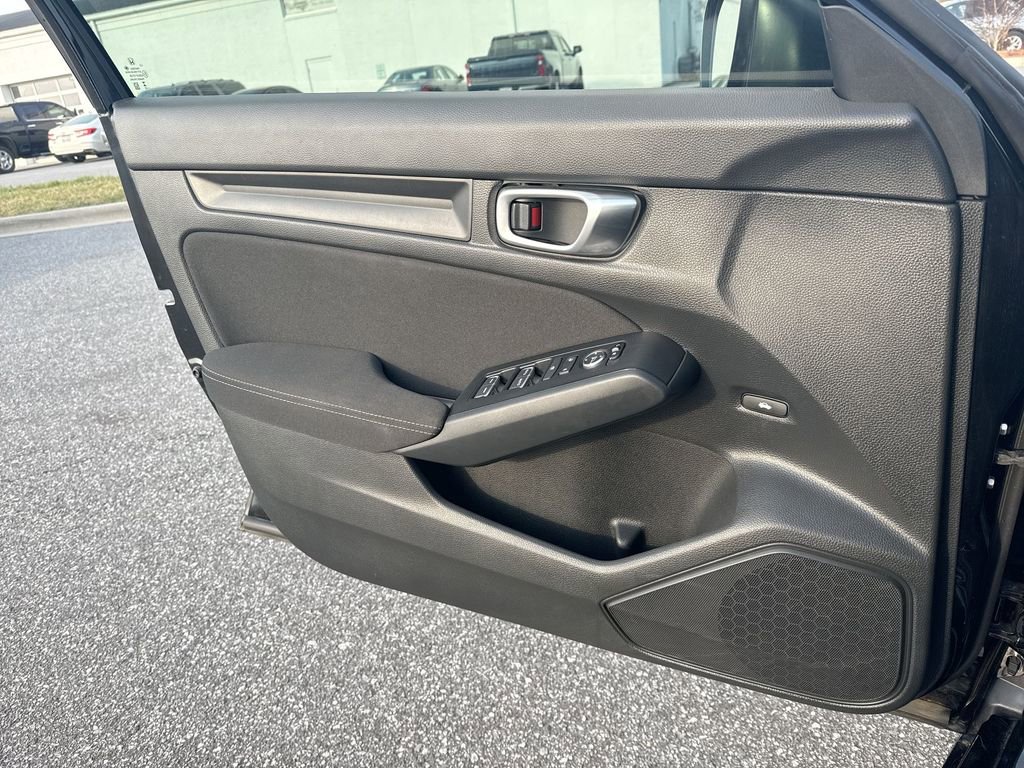 Used 2023 Honda Civic LX image 18