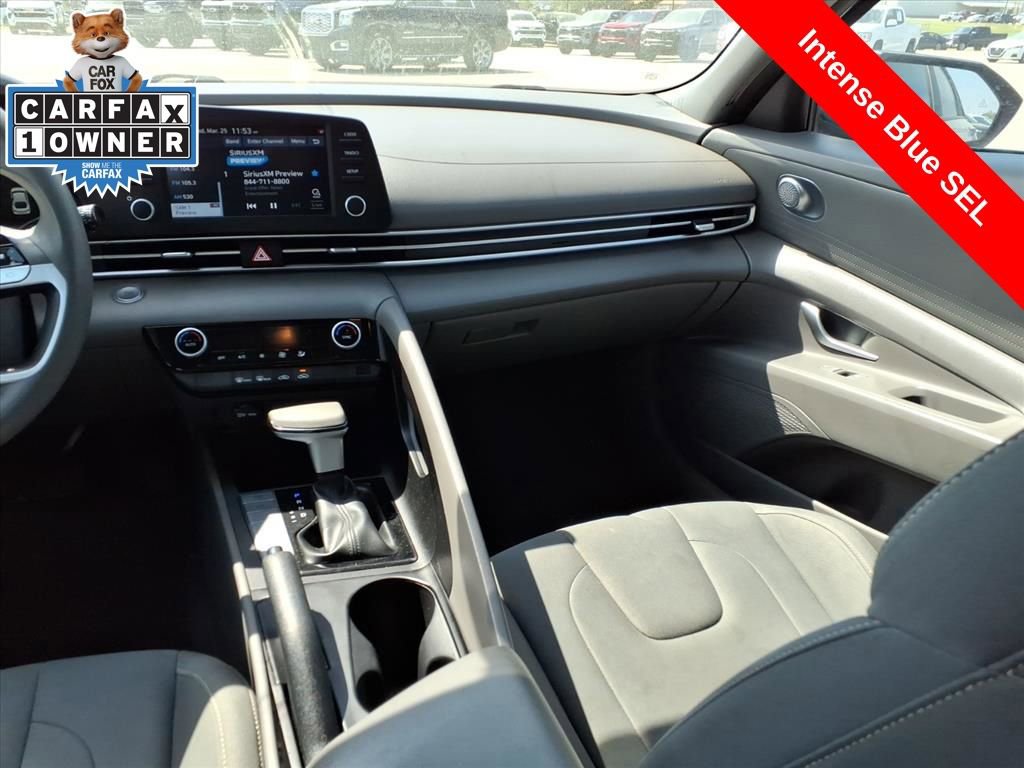 Used 2023 Hyundai Elantra SEL w/ Cargo Package image 13