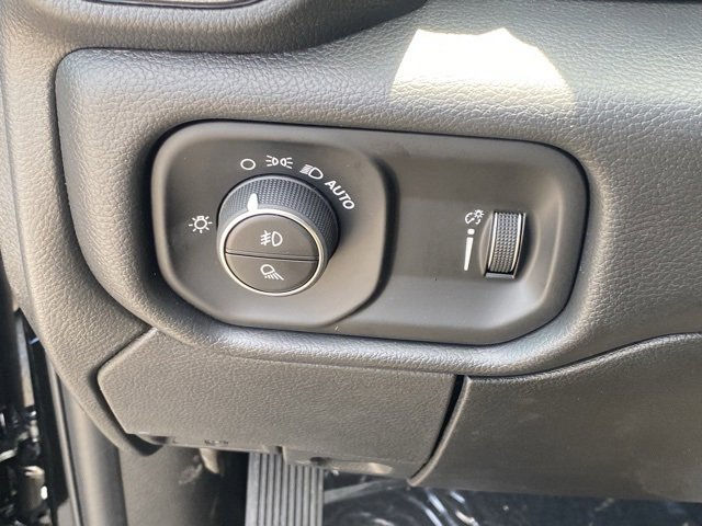 New 2025 RAM 2500 Tradesman image 25