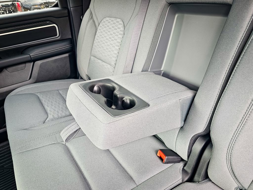 New 2026 RAM 1500 4x4 Crew Cab image 39