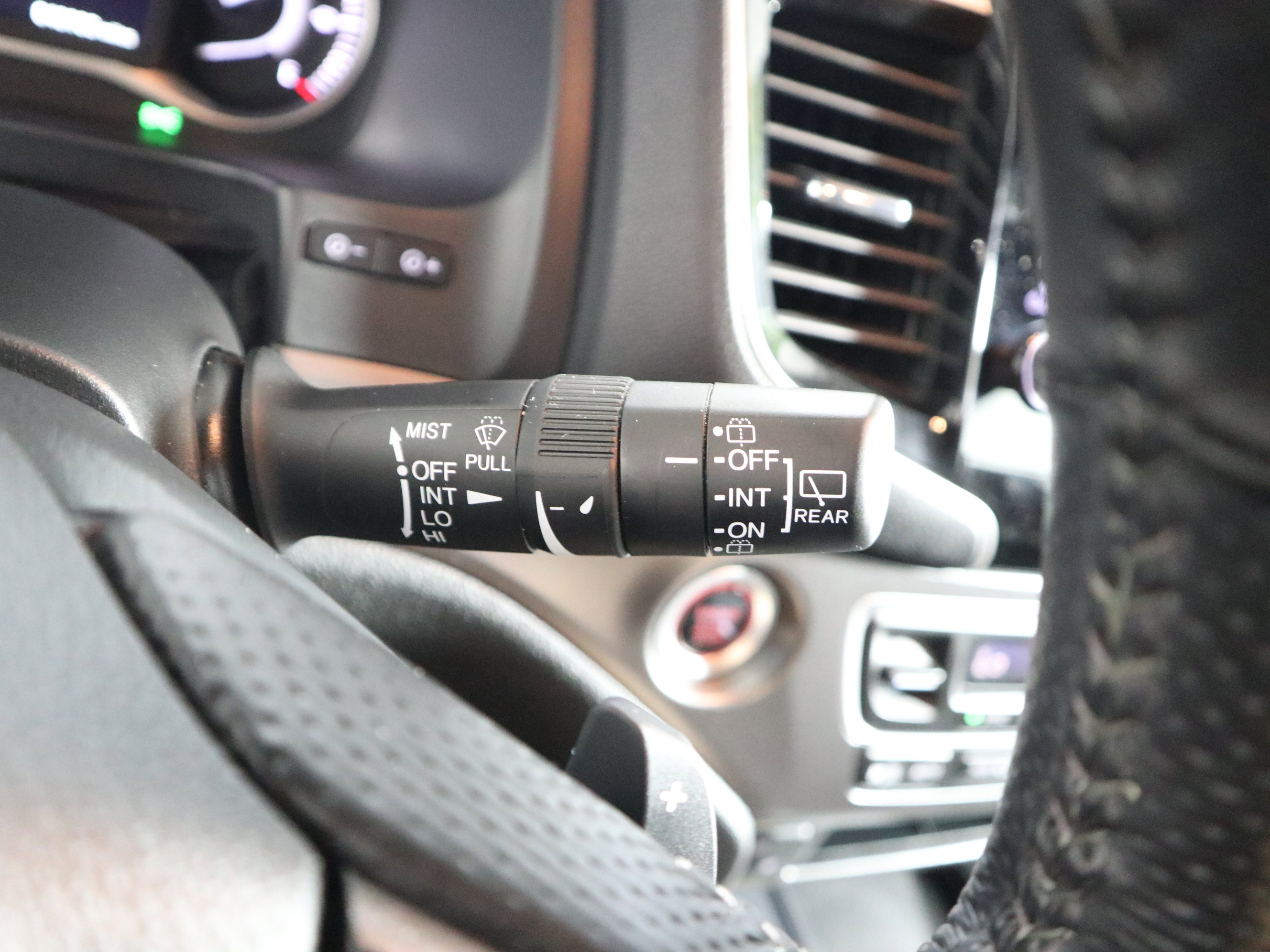 Used 2024 Honda Passport EX-L image 27