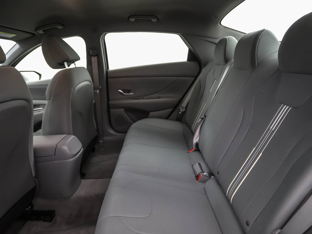 Used 2023 Hyundai Elantra SEL FWD image 21