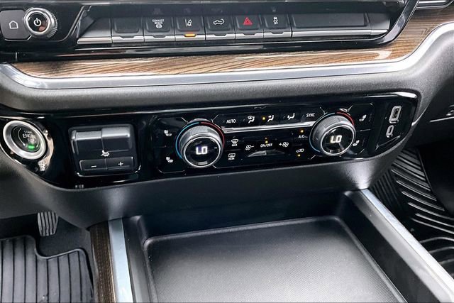 Used 2024 Chevrolet Silverado 3500 LT w/ Convenience Package image 17