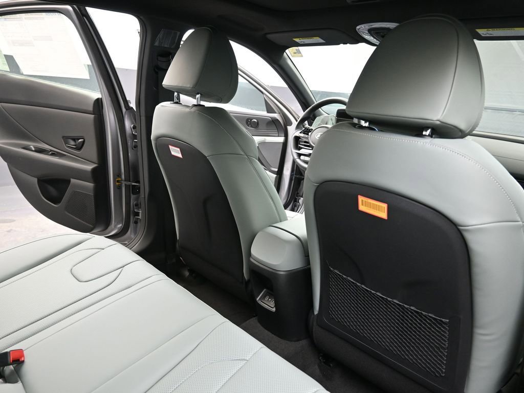 New 2026 Hyundai Elantra Limited image 15