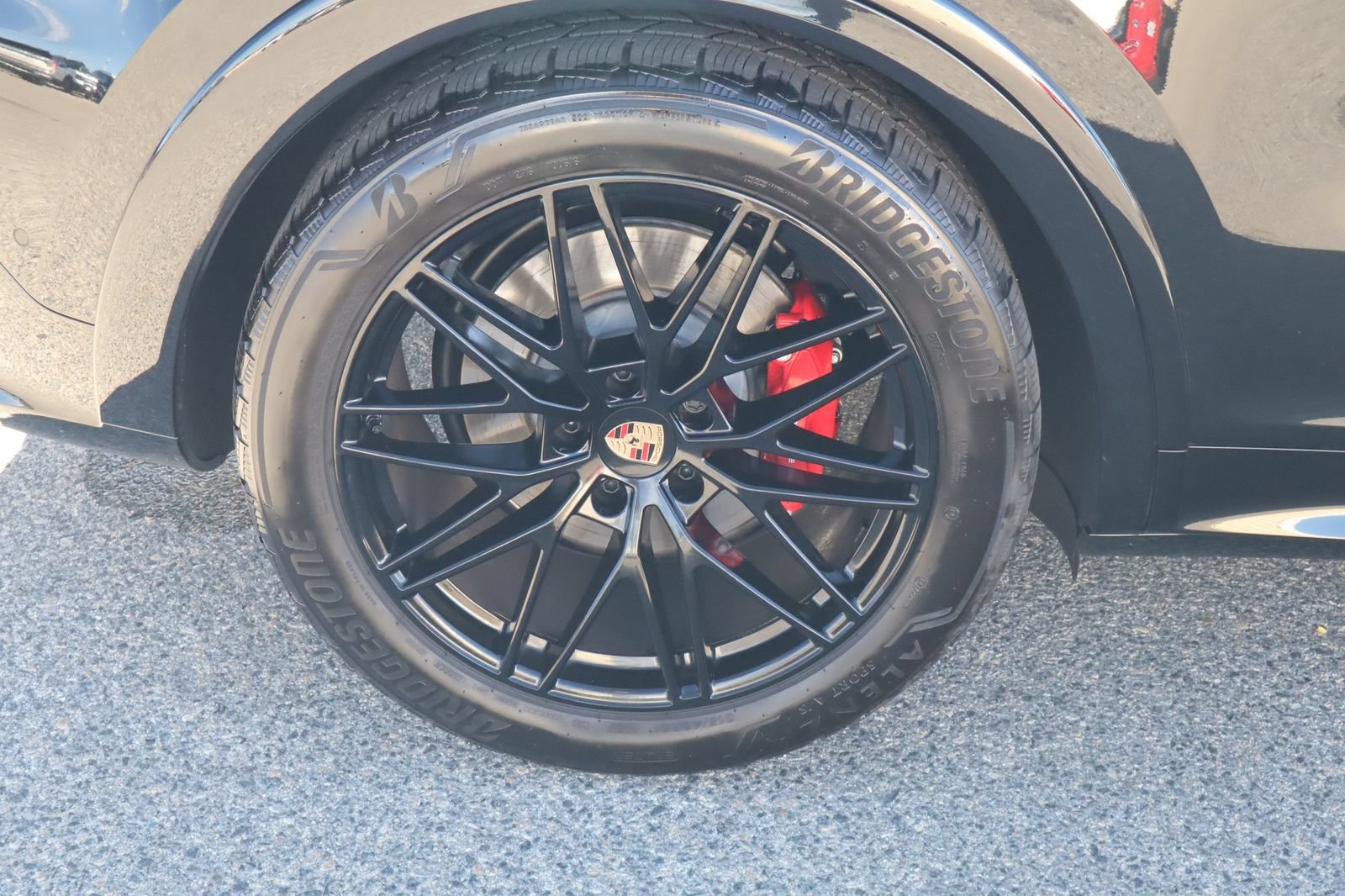 Used 2026 Porsche Cayenne GTS AWD/4WD image 11