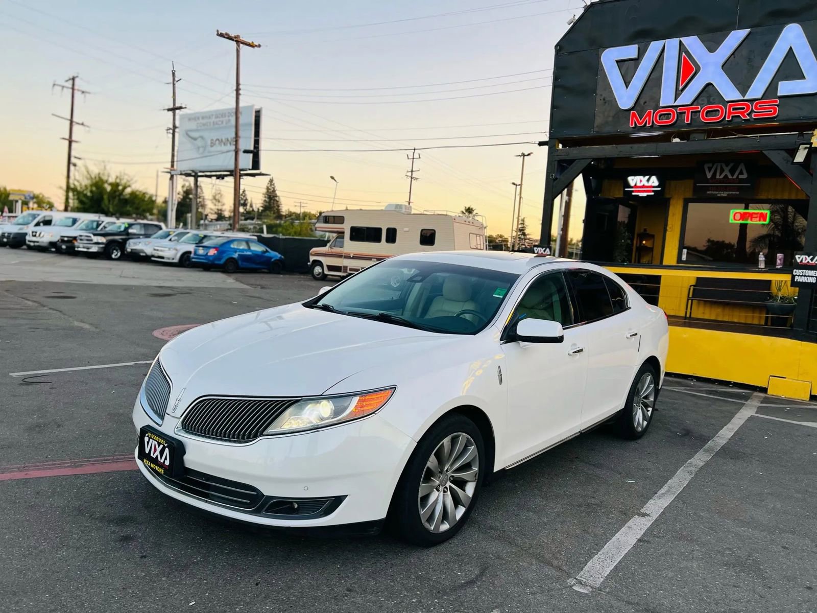 Used 2013 Lincoln MKS