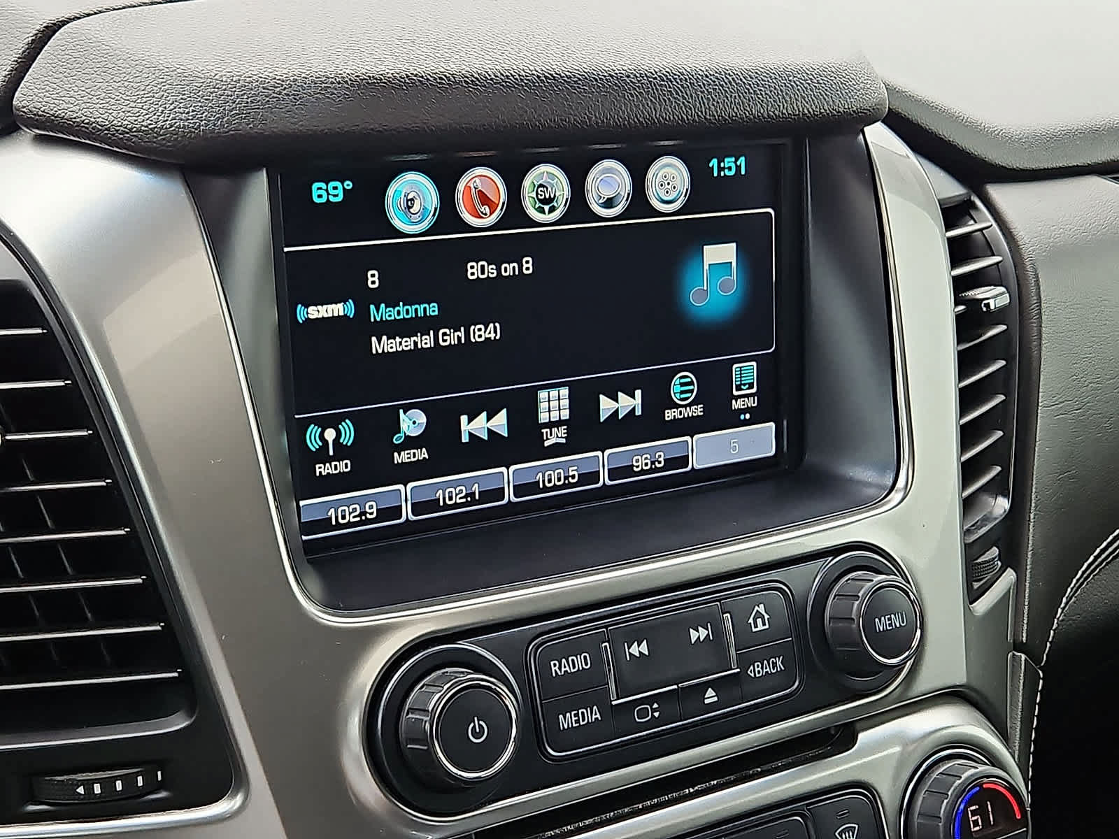 Used 2019 Chevrolet Tahoe LT AWD/4WD image 19