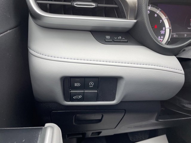Used 2023 Toyota Highlander L image 25