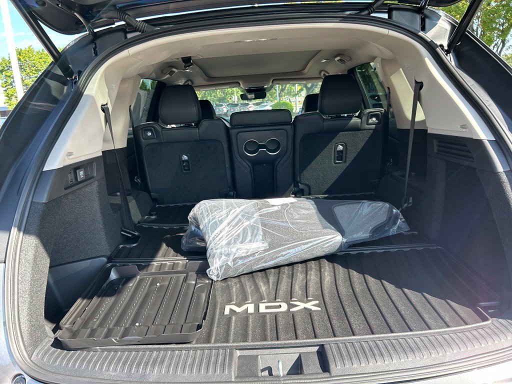 New 2026 Acura MDX SH-AWD image 25