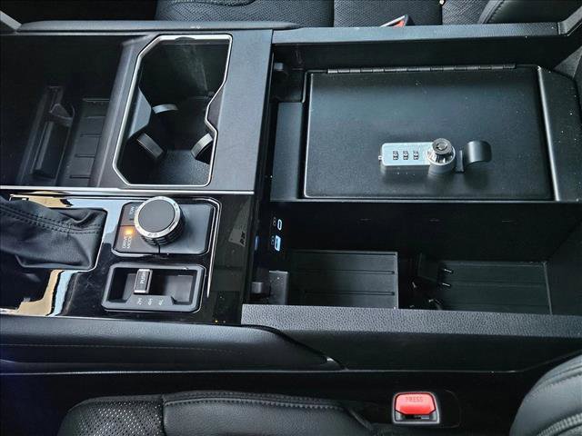 Used 2024 Toyota Tundra Limited image 15