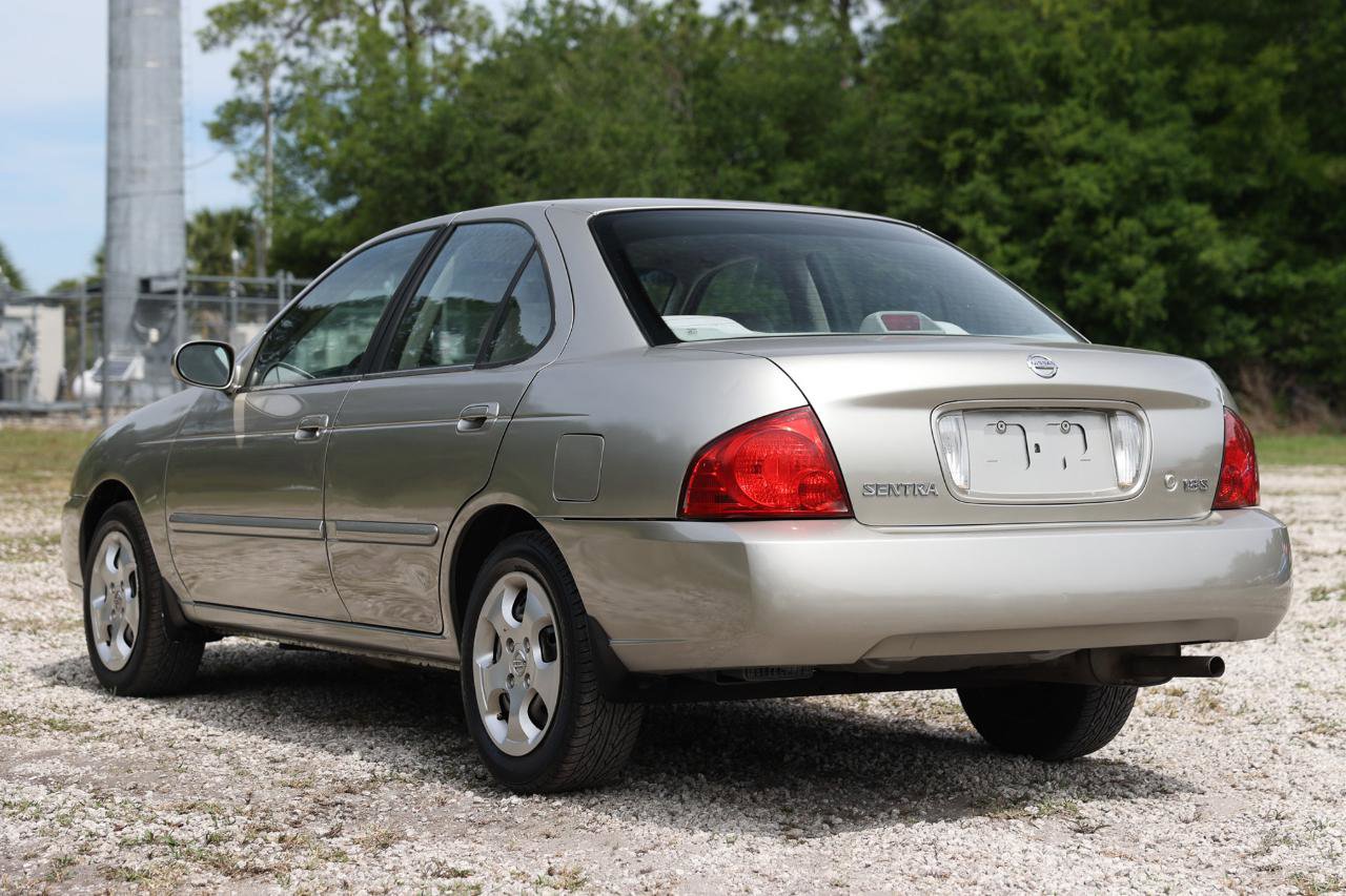 Used 2004 Nissan Sentra S FWD image 5