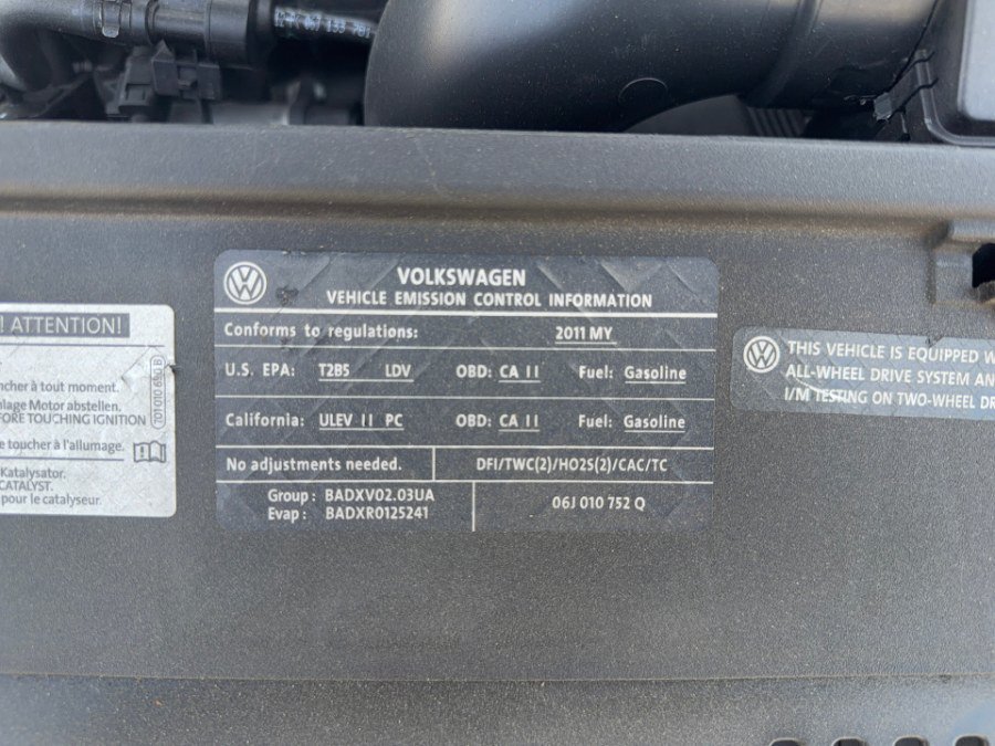 Used 2011 Volkswagen Tiguan S AWD/4WD image 26