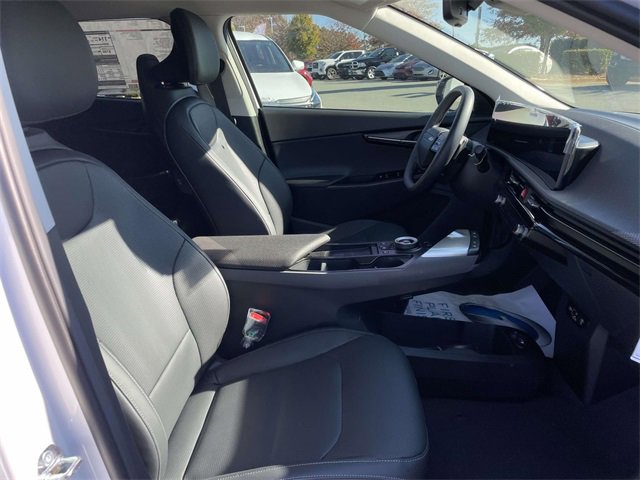 New 2025 Kia EV6 Wind image 14