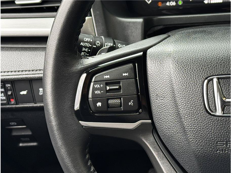 Used 2025 Honda Odyssey EX-L image 23