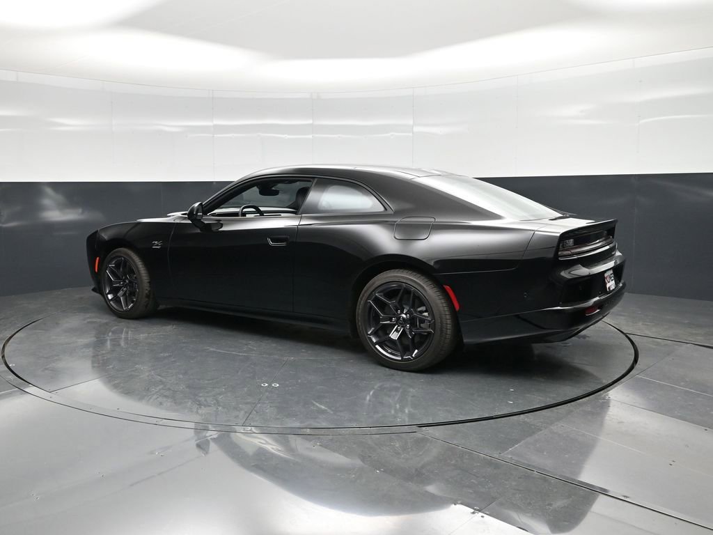 Used 2024 Dodge Charger R/T w/ Plus Group image 8