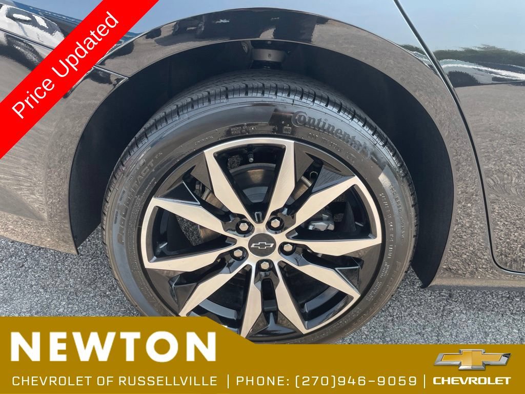 Used 2025 Chevrolet Malibu RS FWD image 41