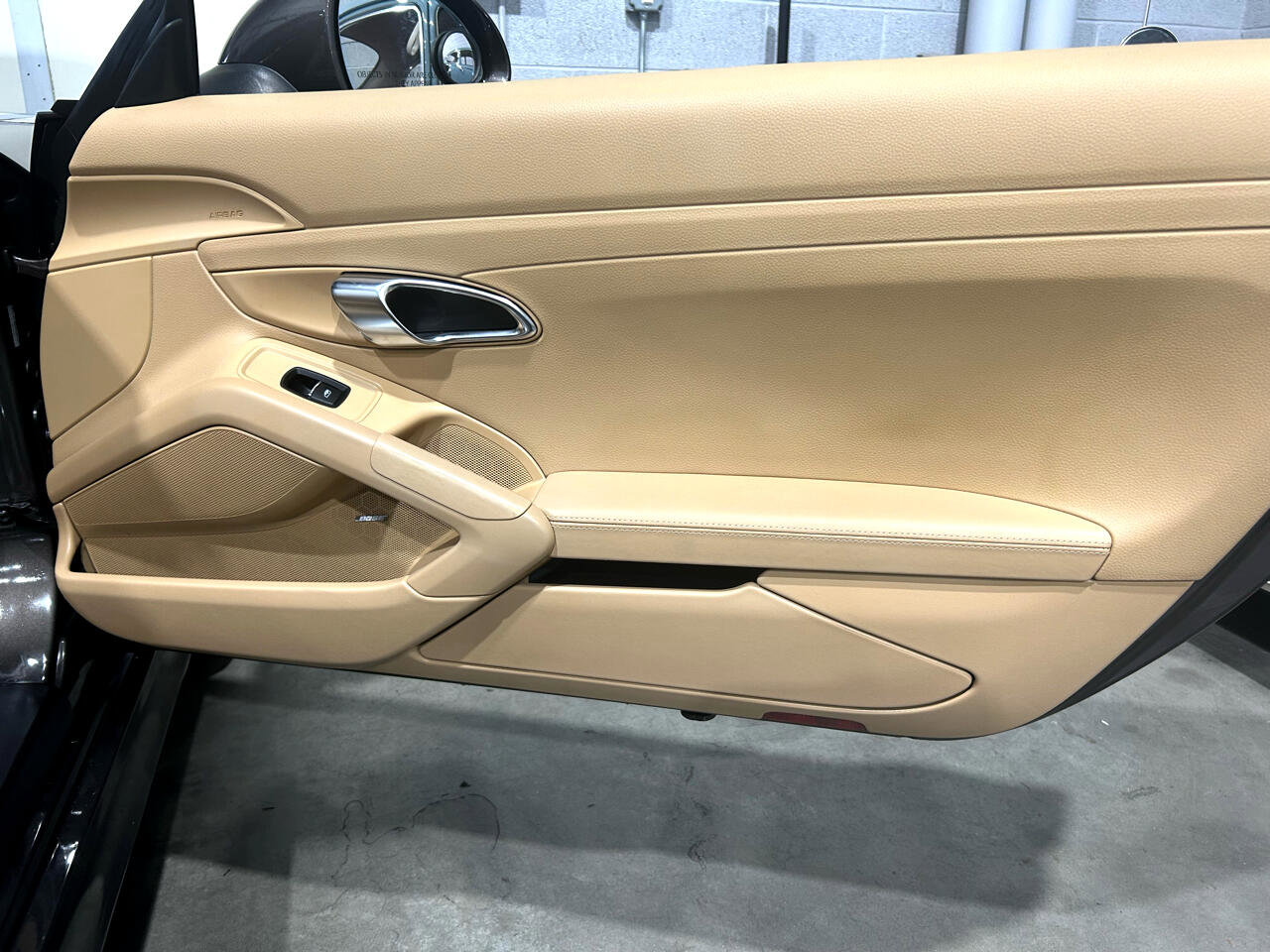 Used 2014 Porsche Boxster S image 32