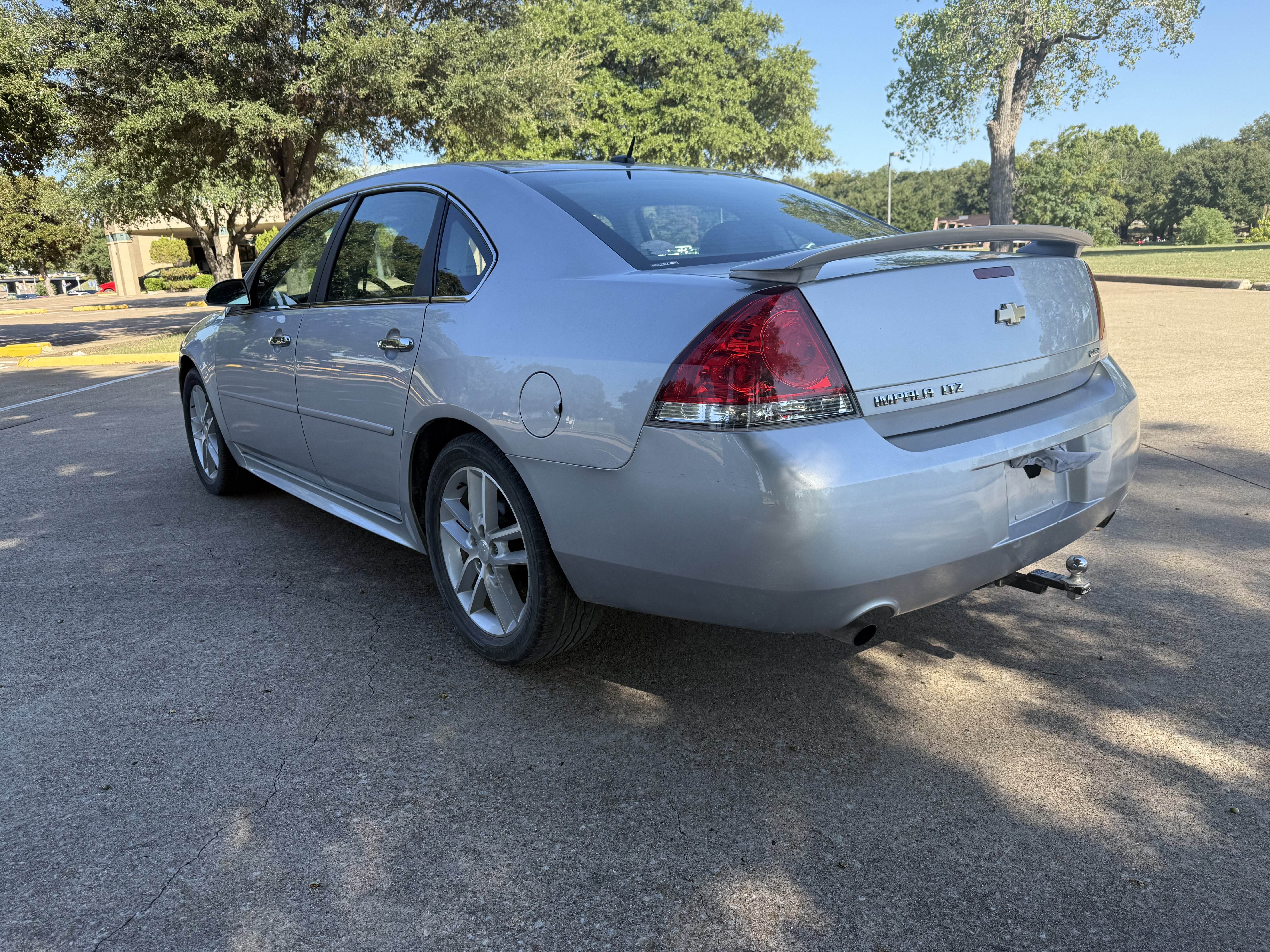 Used 2016 Chevrolet Impala LTZ FWD image 7