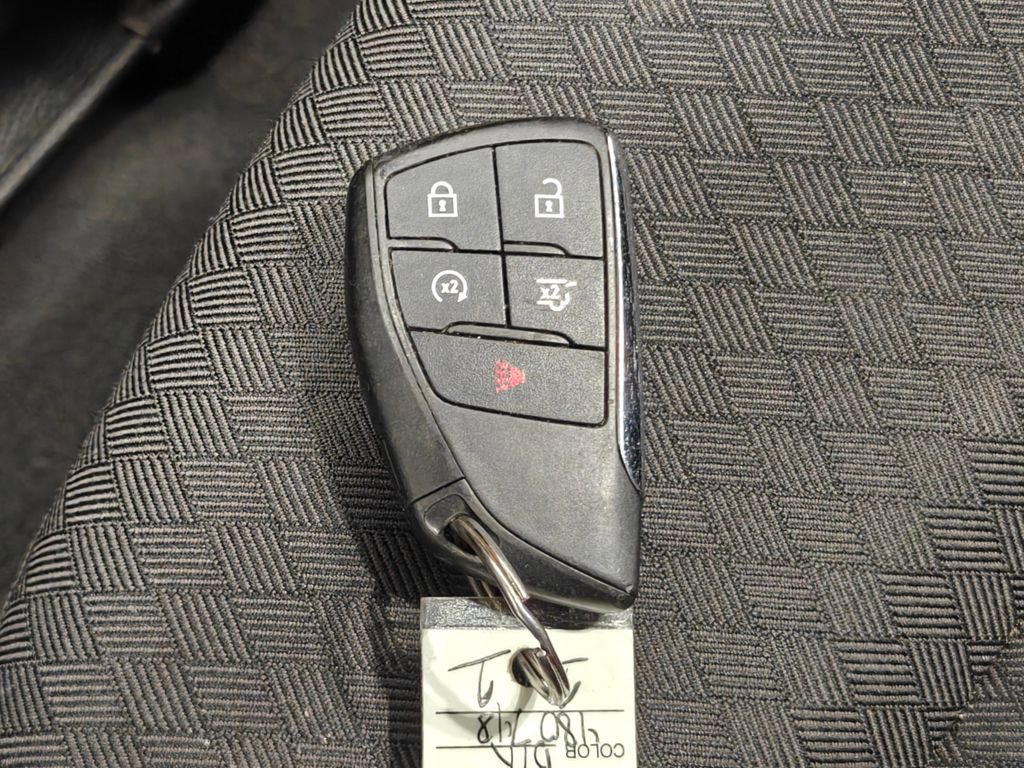 Used 2021 GMC Yukon XL SLE AWD/4WD image 13