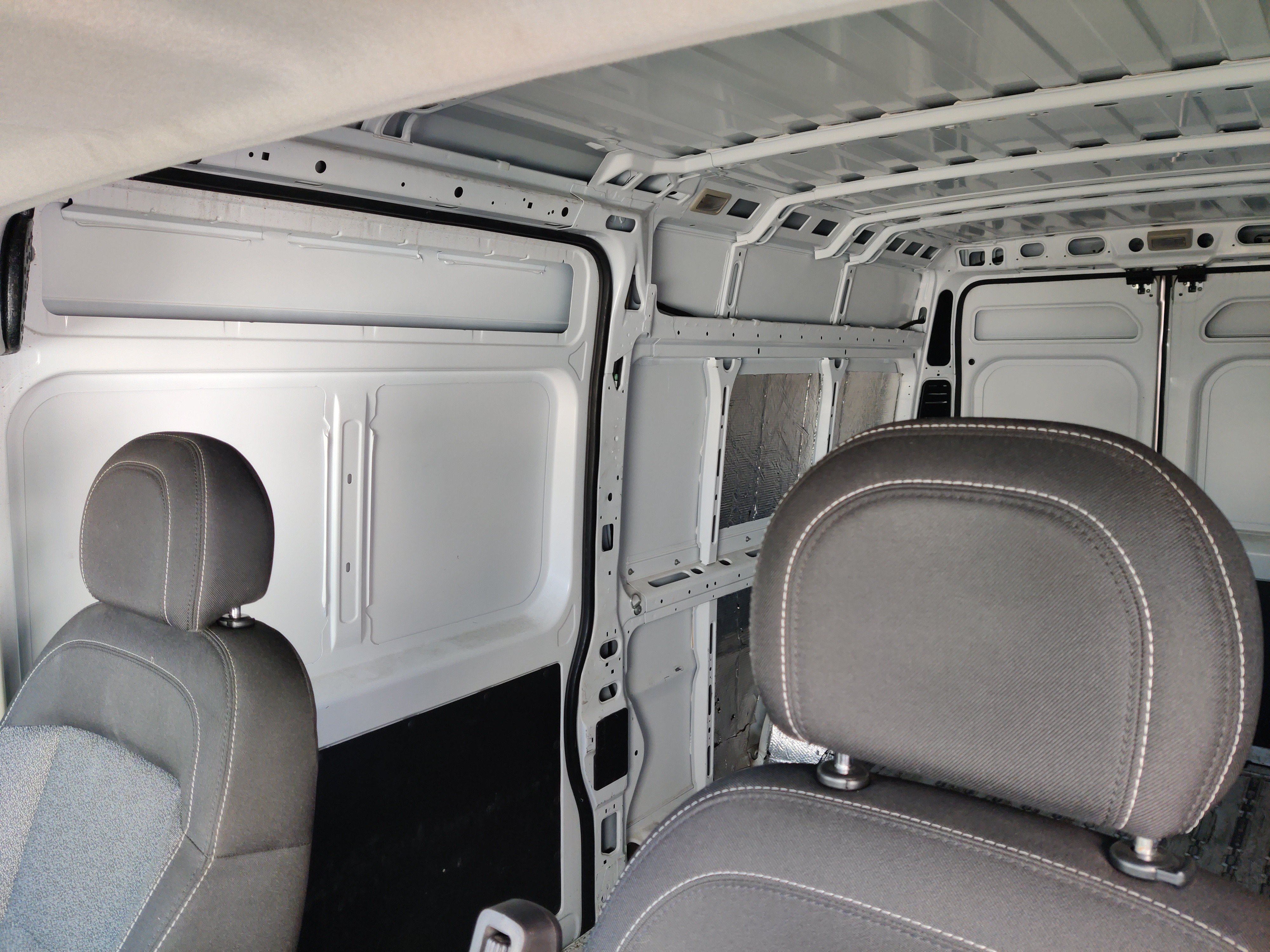 Used 2018 RAM ProMaster 2500 w/ Interior Convenience Group FWD image 16