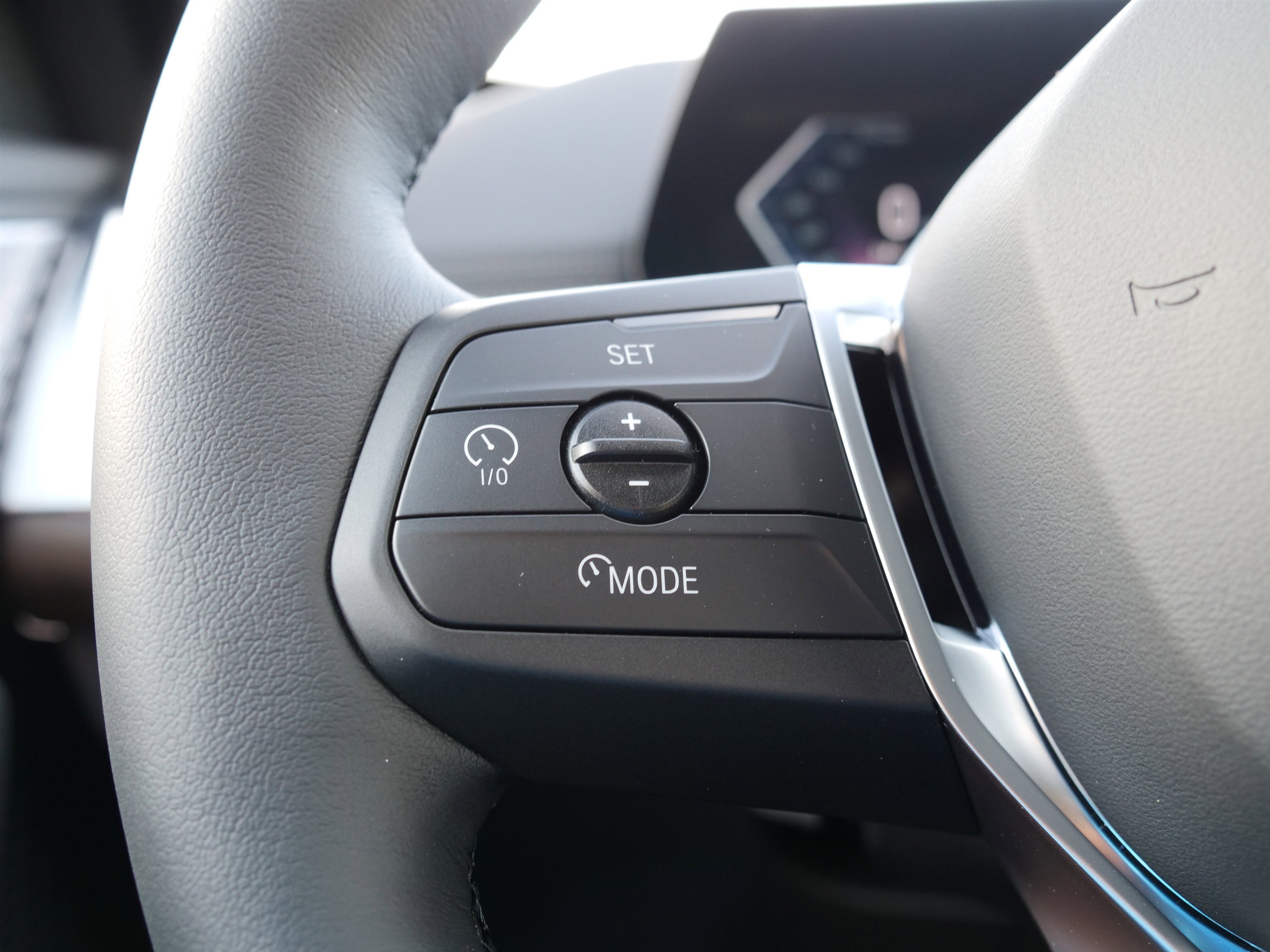 New 2025 BMW X1 xDrive28i w/ Technology Package image 20