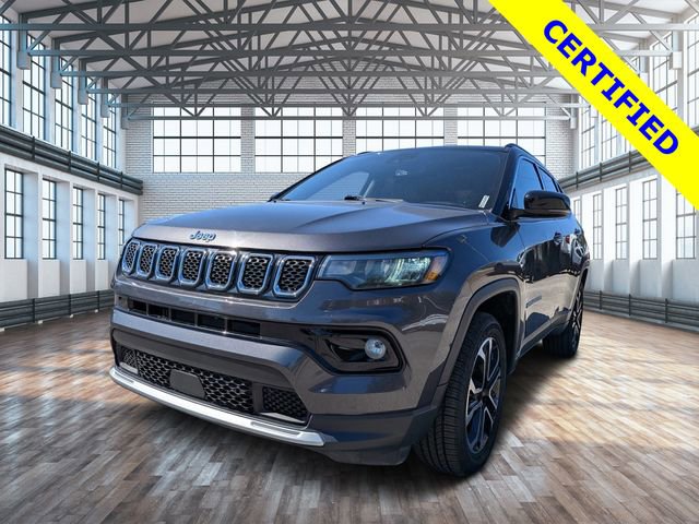 Used 2023 Jeep Compass Limited image 8