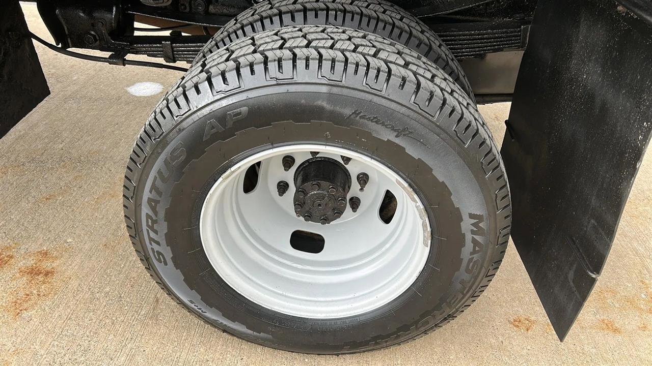 Used 2015 Ford F350 XL w/ Snow Plow Prep Package image 14