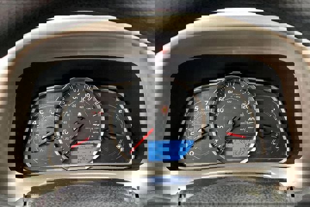 Used 2015 Toyota RAV4 LE AWD/4WD image 24