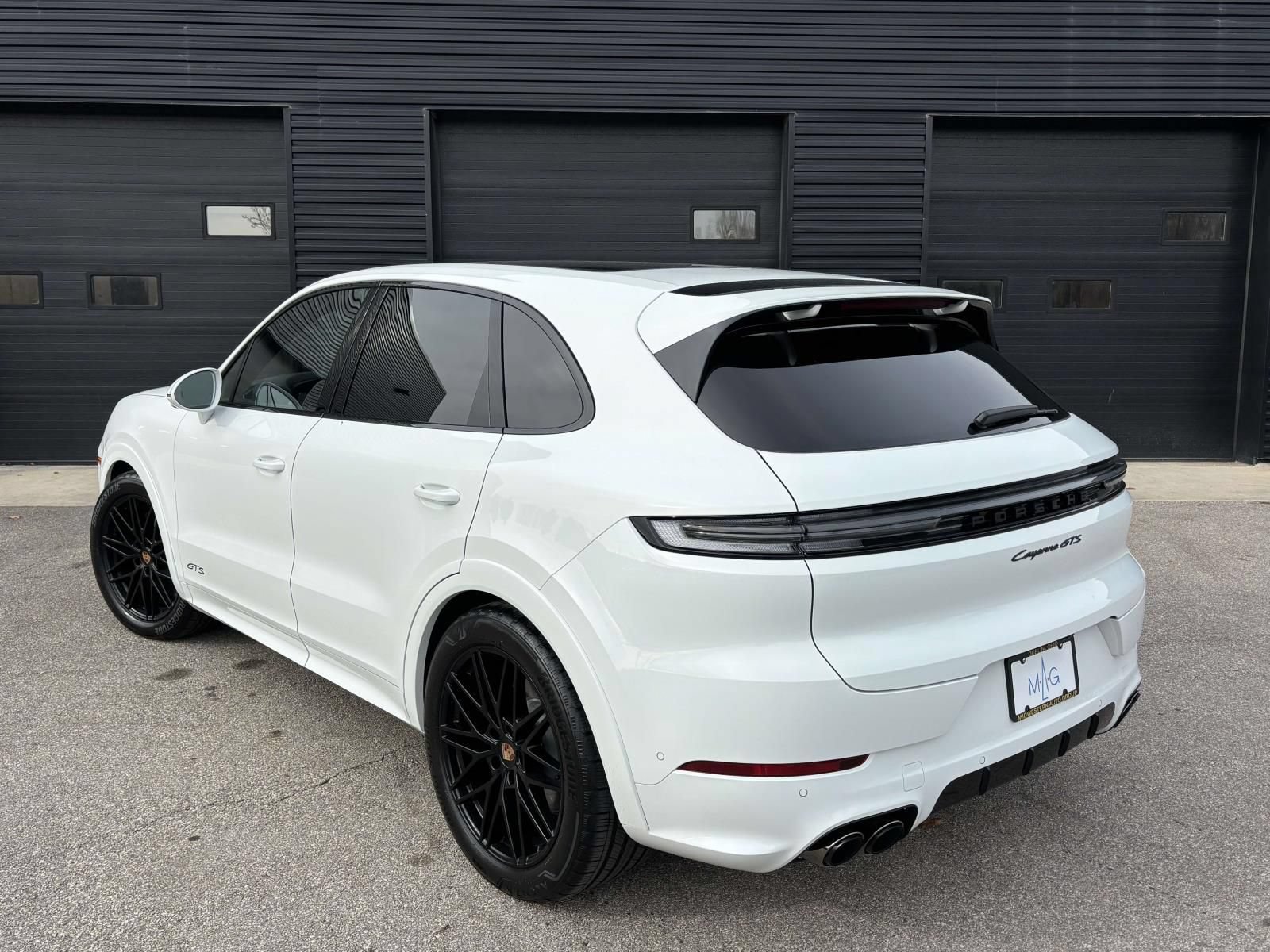 New 2026 Porsche Cayenne GTS AWD/4WD image 8