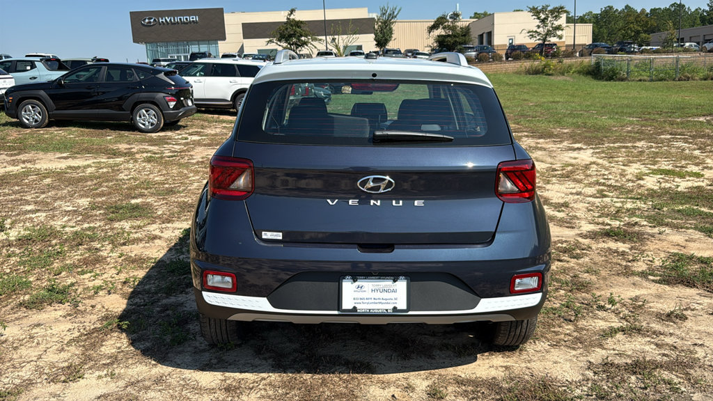 New 2026 Hyundai Venue SEL FWD image 6