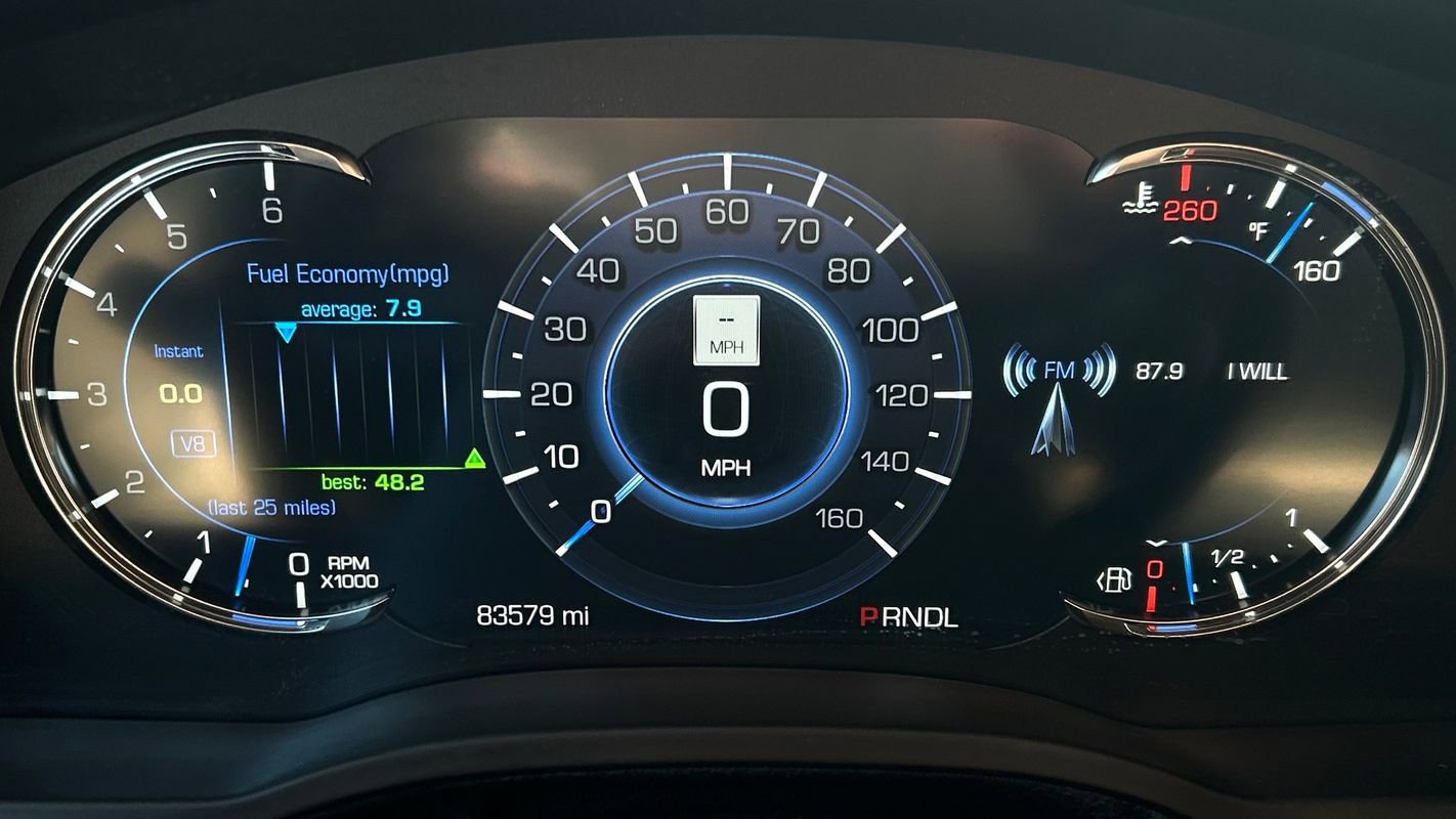 Used 2019 Cadillac Escalade ESV Luxury image 21