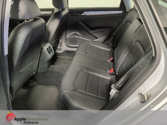 Used 2013 Volkswagen Passat 2.5 SE FWD image 27