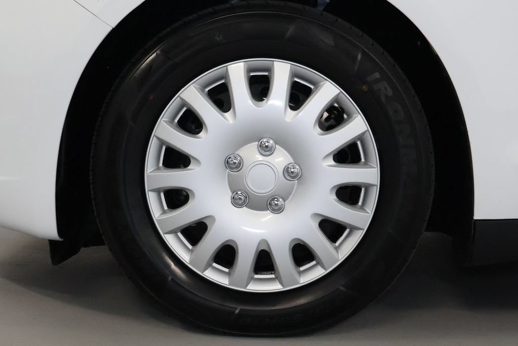 Used 2020 Ford Fusion S FWD image 29