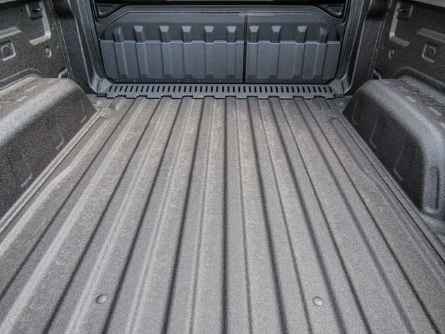 New 2026 Chevrolet Silverado EV Trail Boss image 6