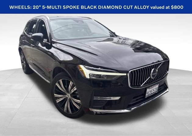 Used 2023 Volvo XC60 B5 Plus w/ Climate Package AWD/4WD image 2