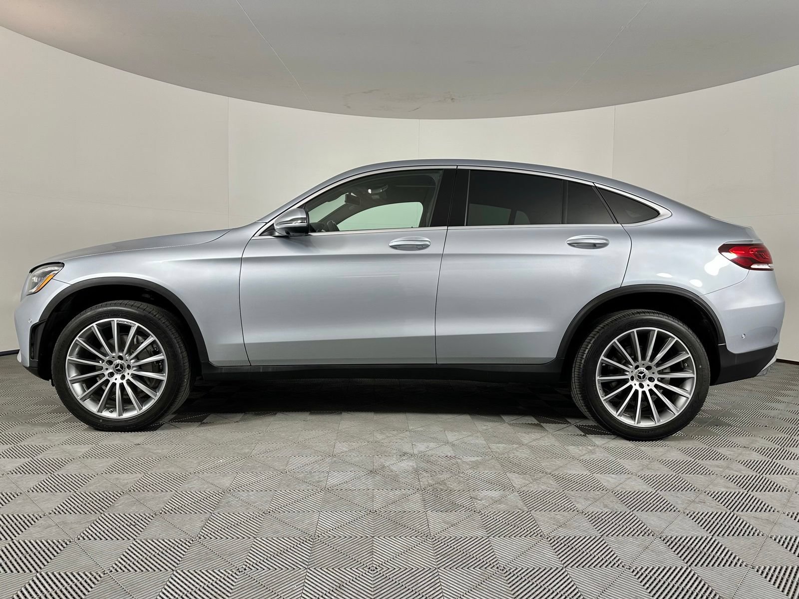 Used 2021 Mercedes-Benz GLC 300 4MATIC Coupe w/ AMG Line image 4
