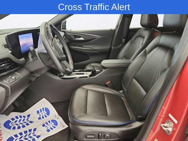 Used 2024 Buick Envista Sport Touring w/ Convenience I Package FWD image 11