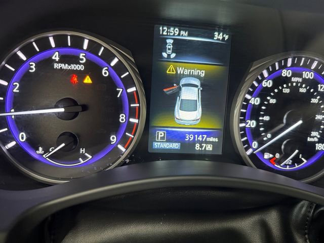 Used 2017 INFINITI Q60 Red Sport 400 image 2