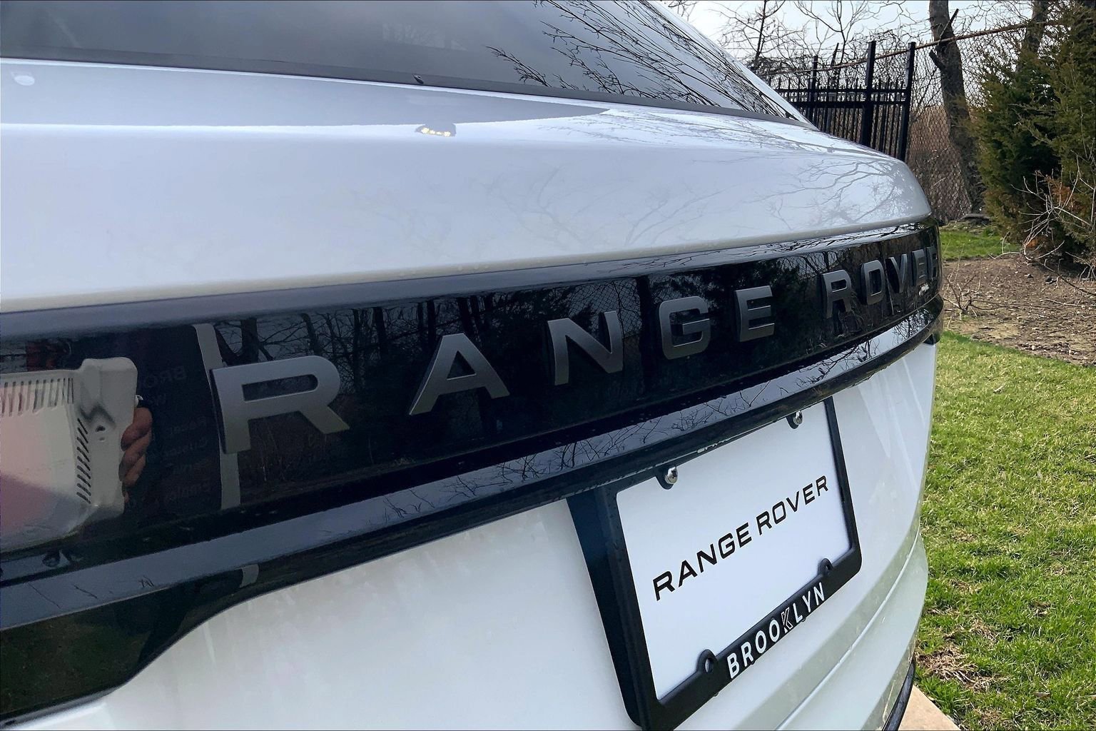 Used 2026 Land Rover Range Rover Velar Dynamic SE AWD/4WD image 31