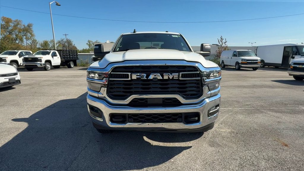 Used 2025 RAM 2500 Big Horn AWD/4WD image 3