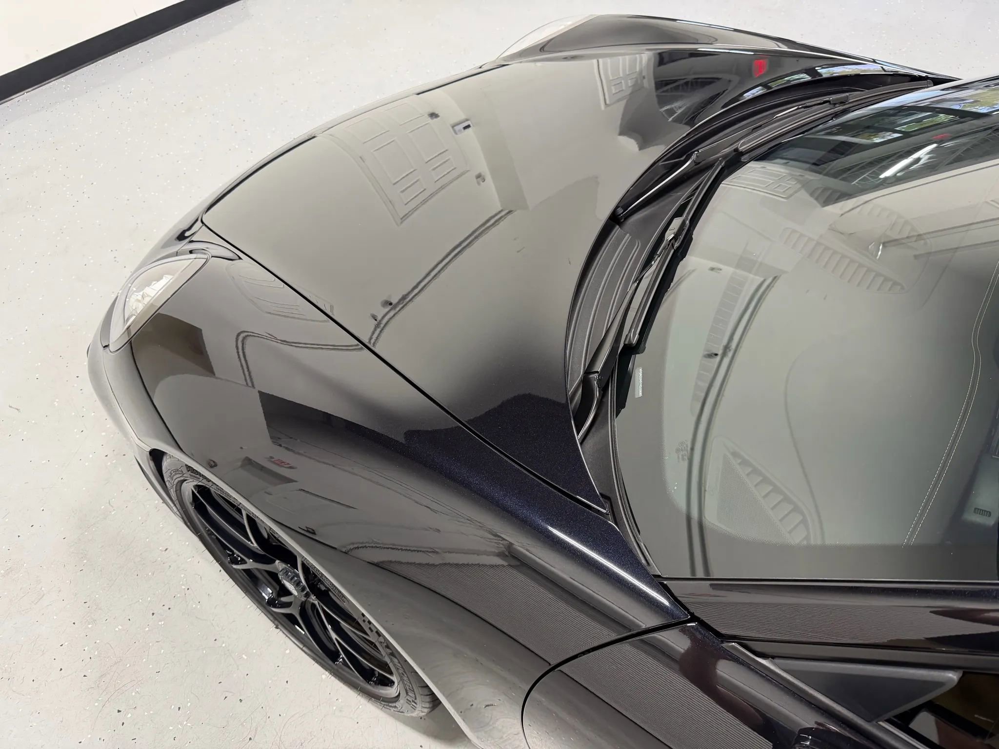 Used 2017 Porsche 911 Turbo S image 2