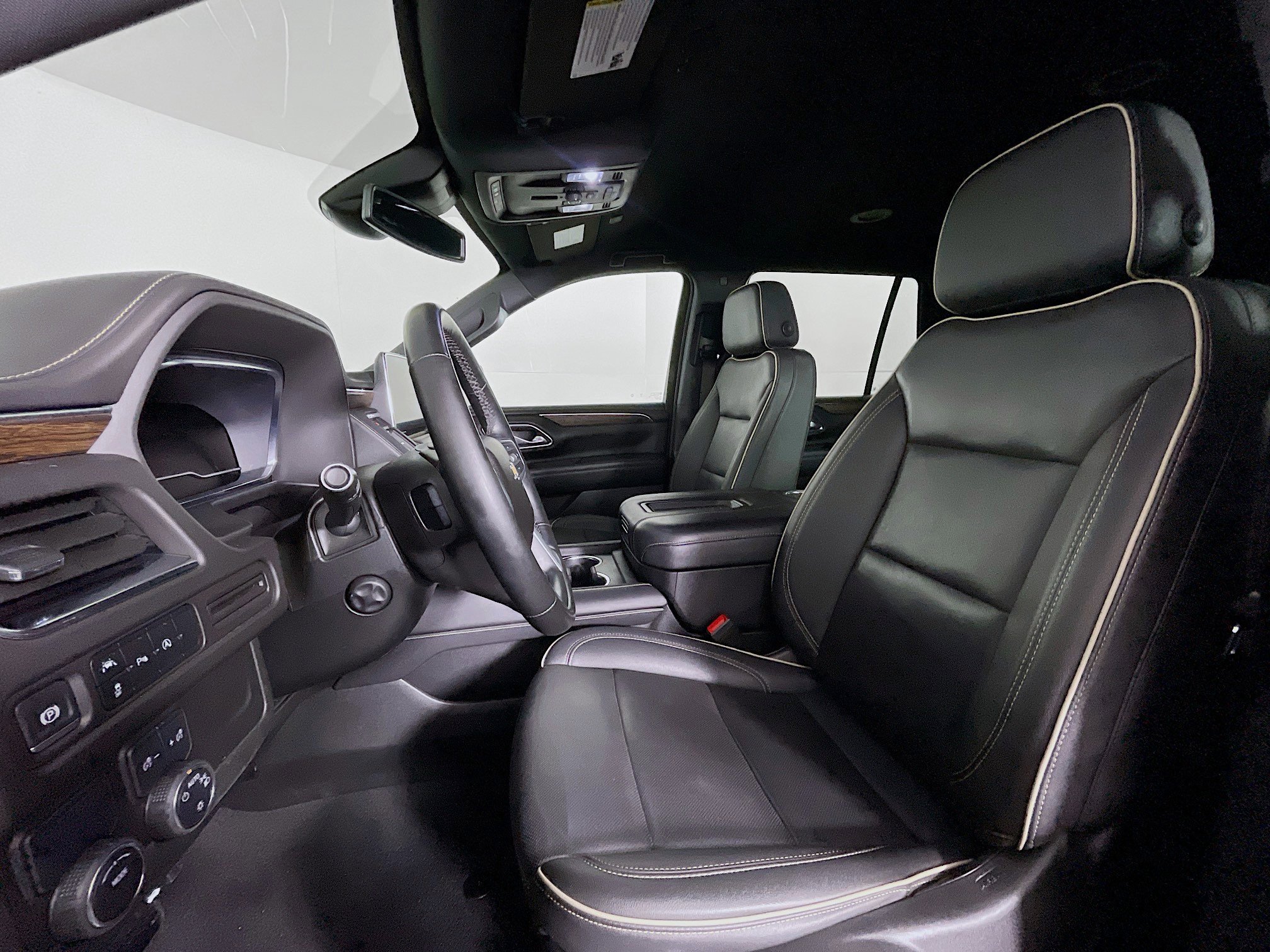 Used 2024 Chevrolet Tahoe Premier image 13