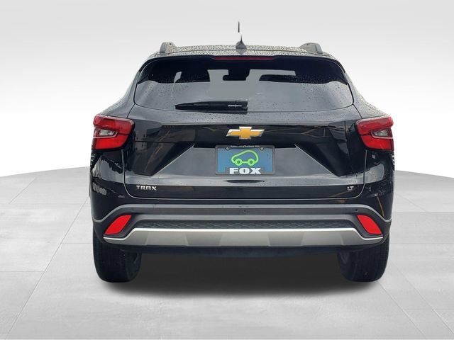 Certified 2025 Chevrolet Trax LT w/ Driver Confidence Package FWD image 4