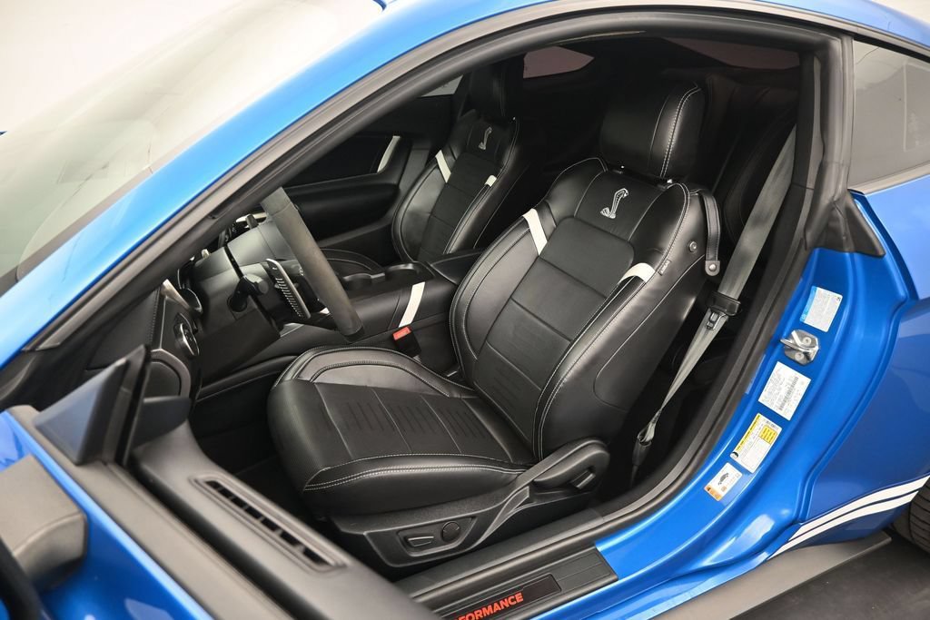 Certified 2020 Ford Mustang Shelby GT500 w/ Technology Package RWD image 9