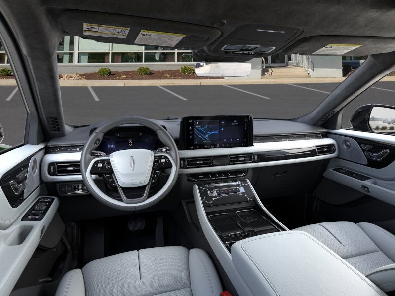 New 2026 Lincoln Aviator Black Label w/ Dynamic Handling Package AWD/4WD image 9