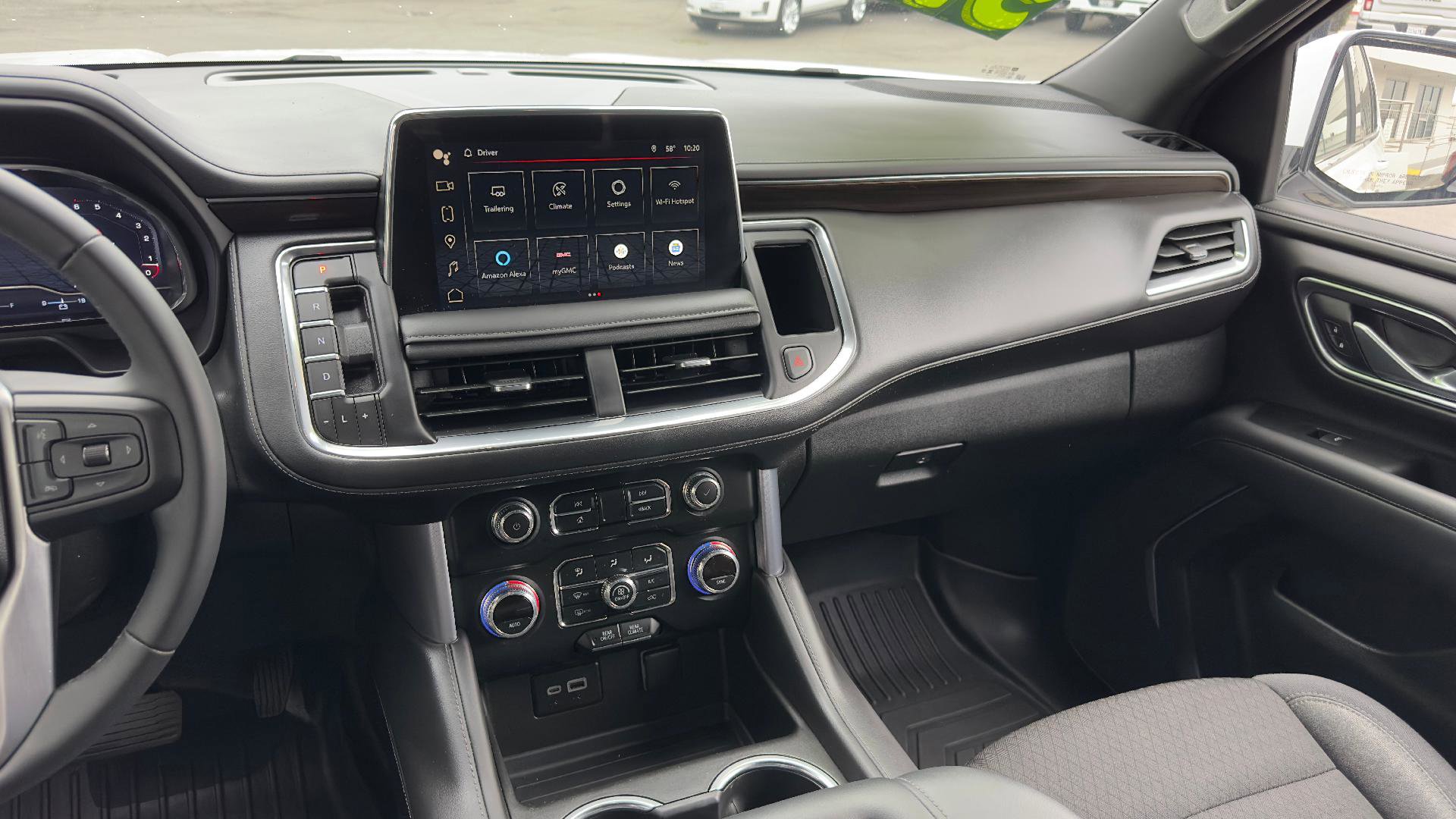 Used 2024 GMC Yukon SLE w/ Max Trailering Package image 14