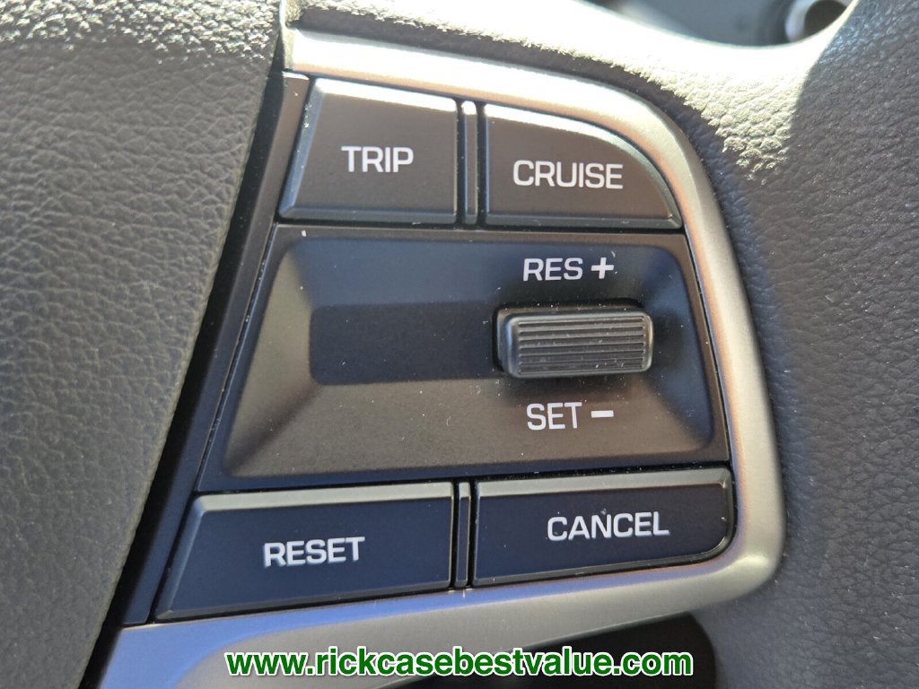 Used 2018 Hyundai Elantra SE w/ SE Connectivity Package 04 FWD image 24