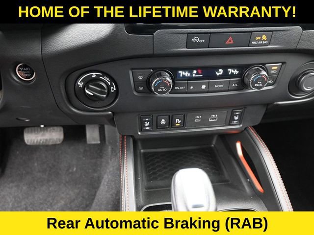 Used 2023 Nissan Frontier PRO-4X w/ Pro Convenience Package image 31